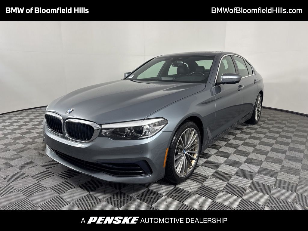 2019 BMW 5 Series 540i's photo