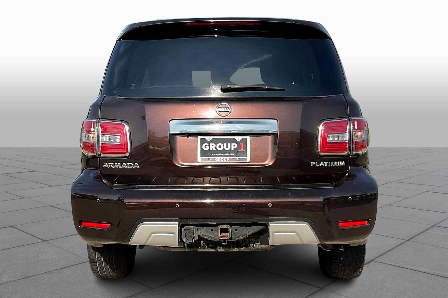 2017 Nissan Armada Platinum photo 4