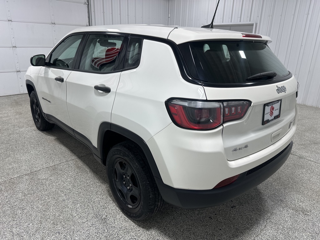 2020 Jeep Compass Sport photo 6