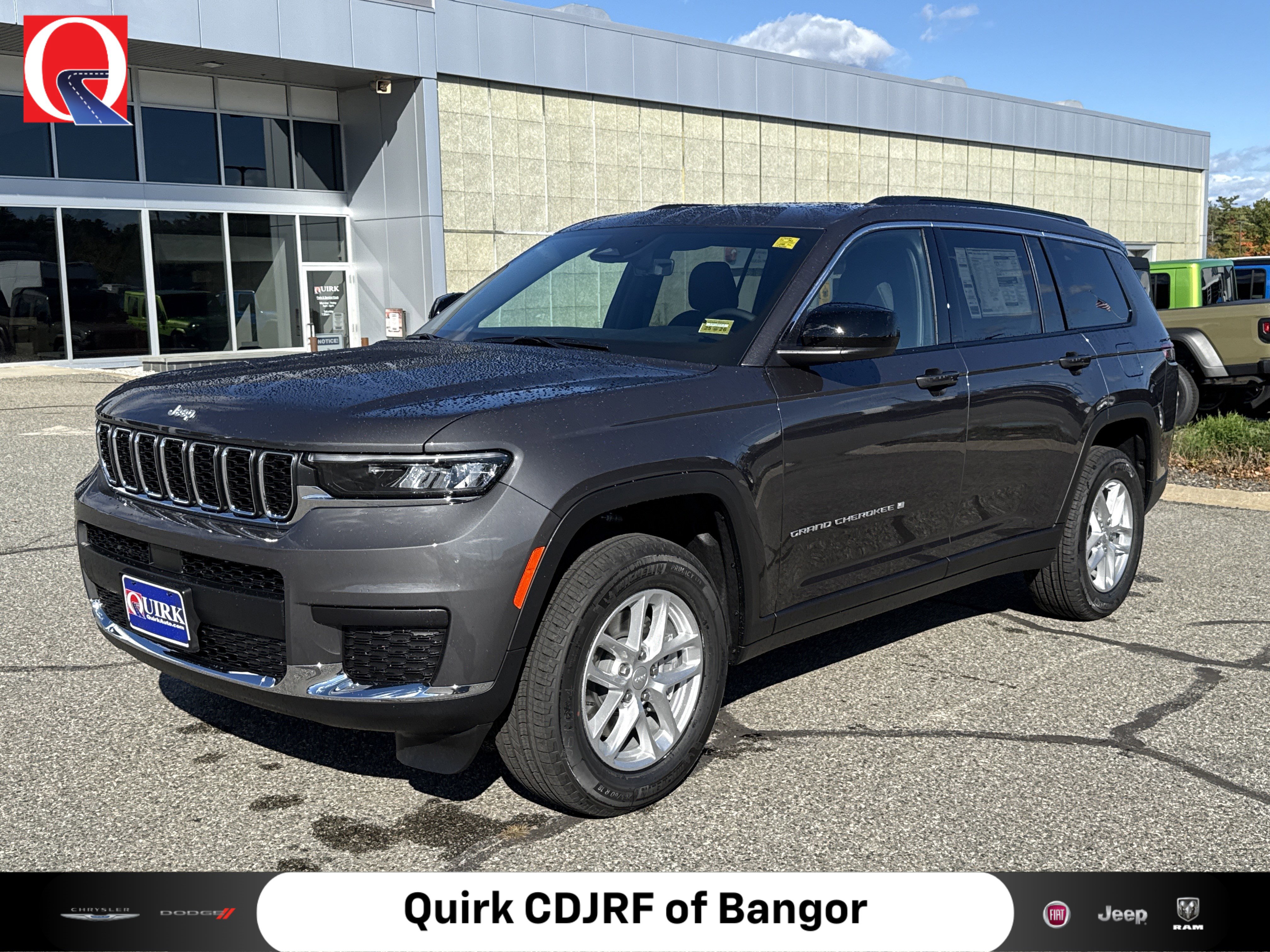 2025 Jeep Grand Cherokee L Laredo's photo