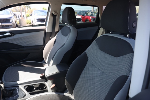 2022 Volkswagen Taos S photo 14