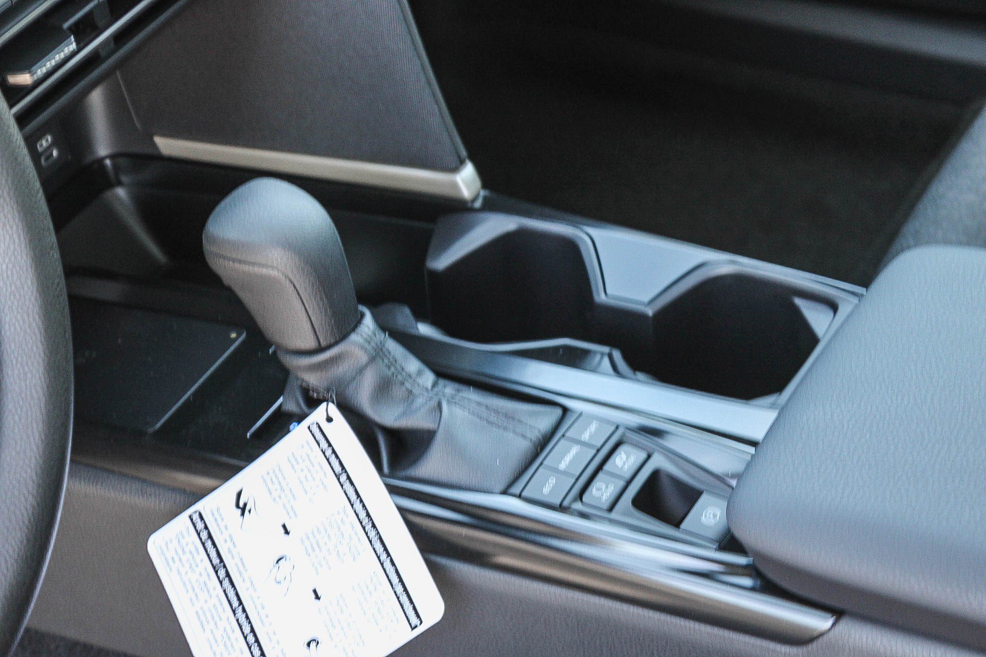 2025 Toyota Camry LE photo 20