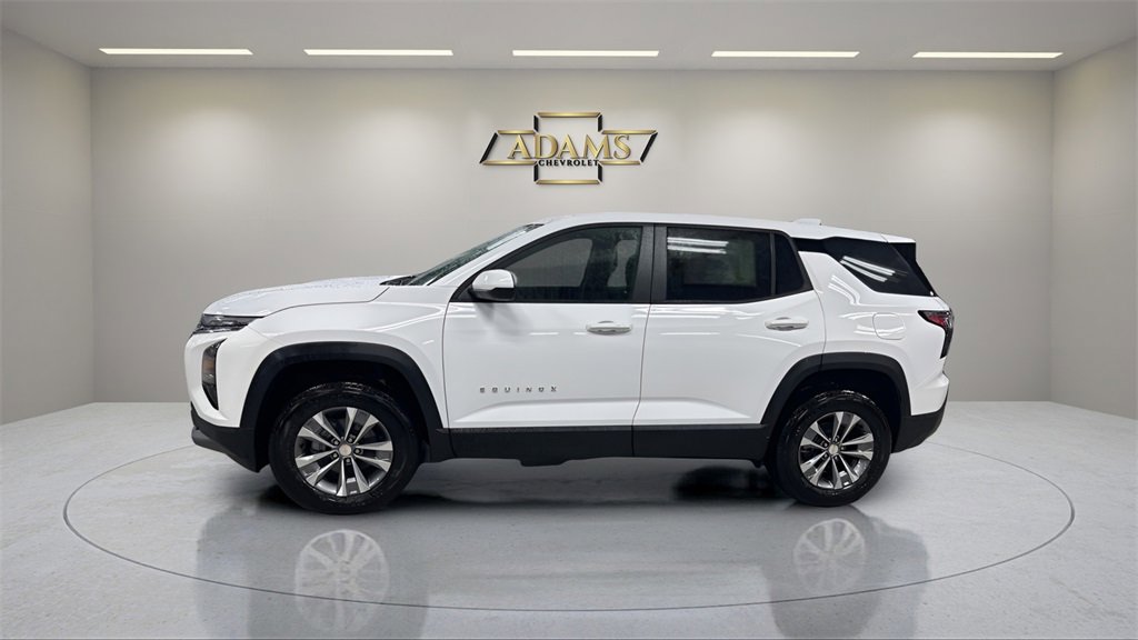 2026 Chevrolet Equinox LT photo 2