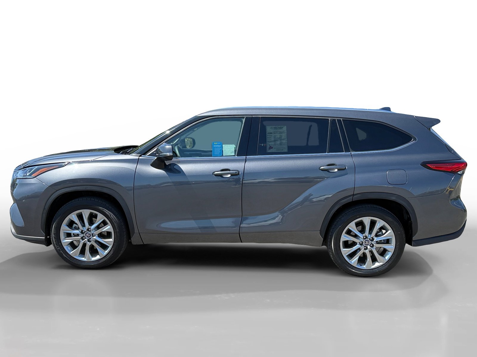 2023 Toyota Highlander Limited photo 2