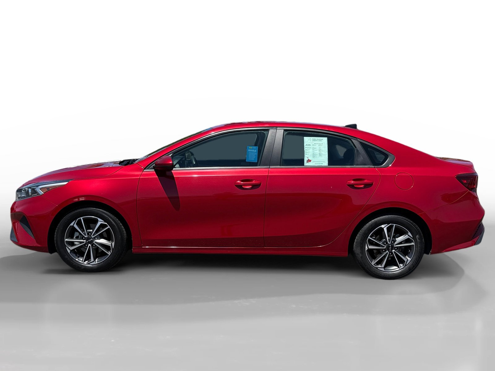 2022 Kia Forte LXS photo 2
