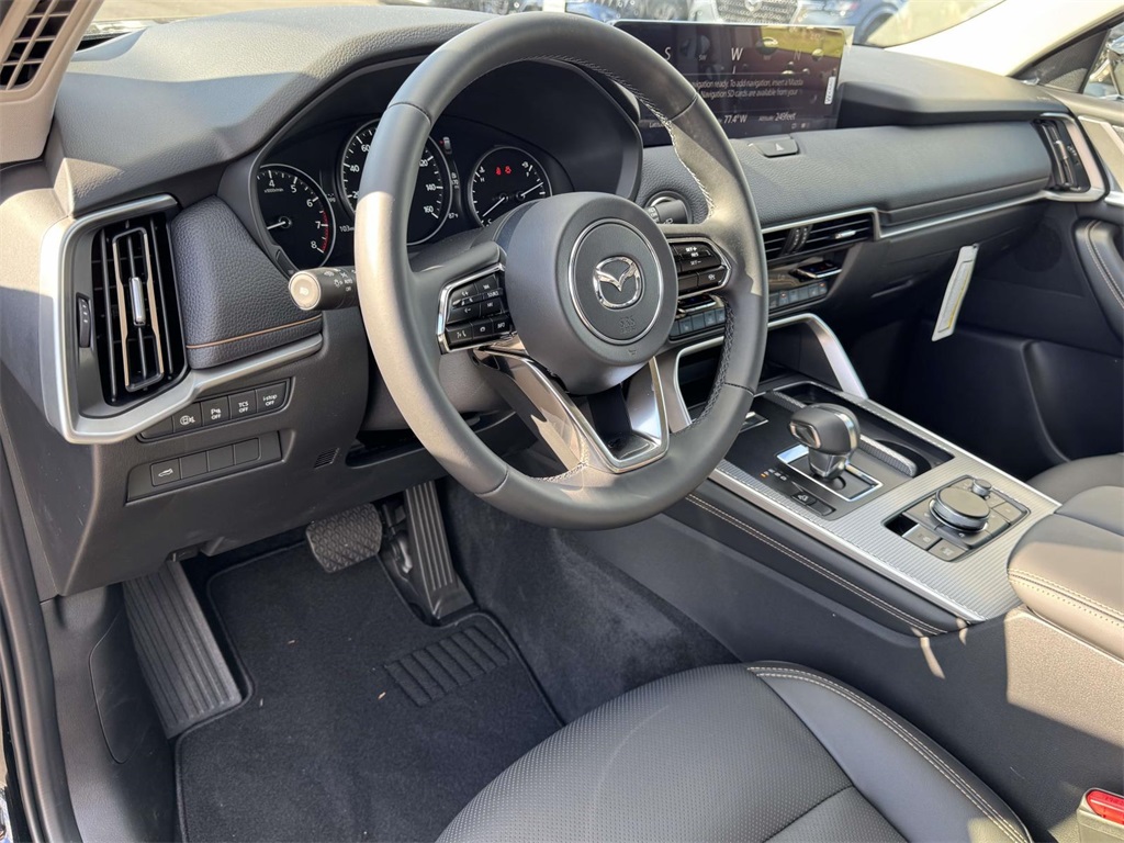 2025 Mazda CX-70 3.3 Turbo Preferred photo 2