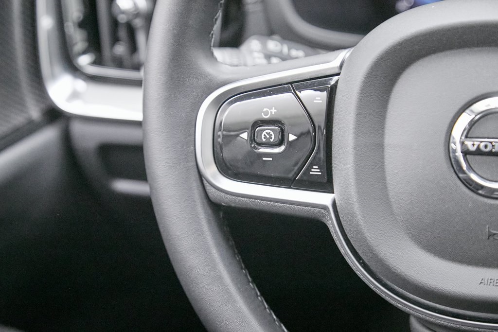 2024 VOLVO V60CC - Image 34