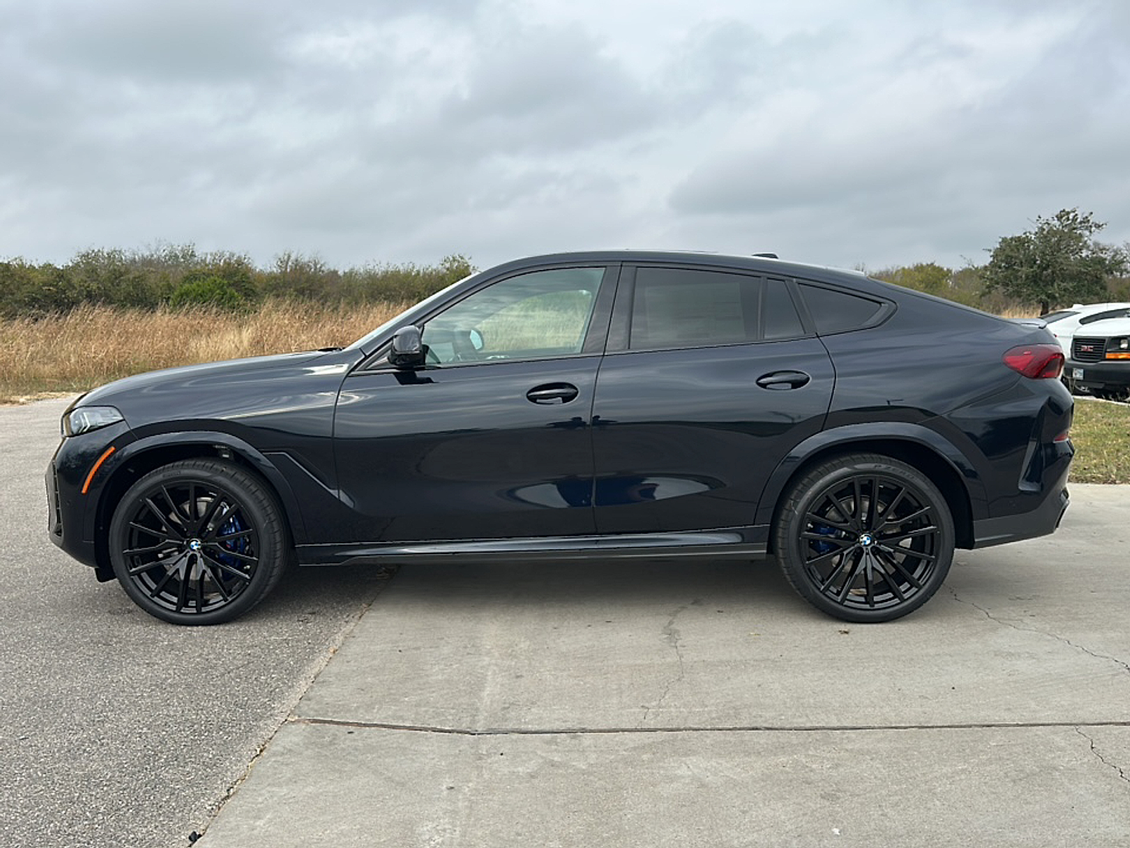 2026 Bmw X6 xDrive40i photo 2