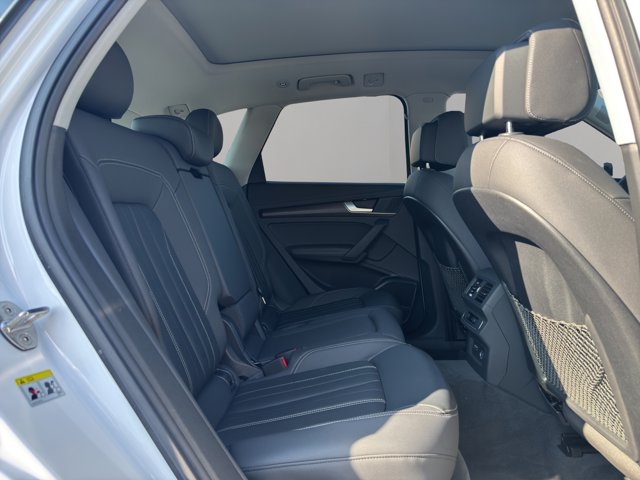 2023 Audi Q5 Premium Plus photo 16