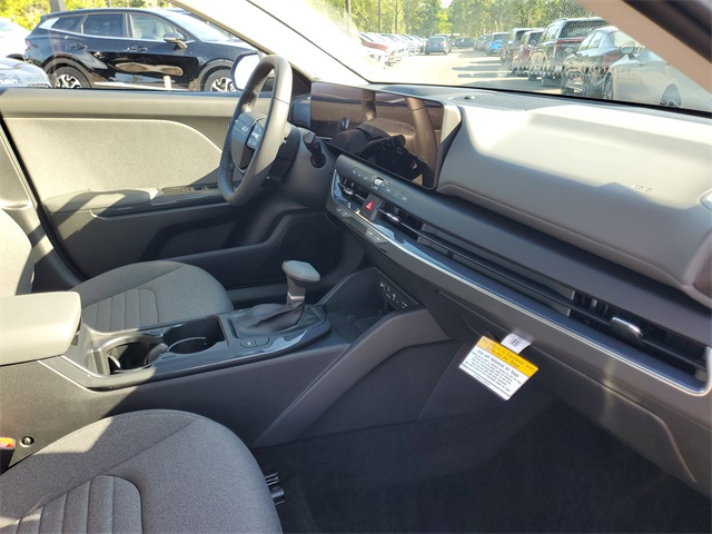 2025 Kia K4 EX photo 29