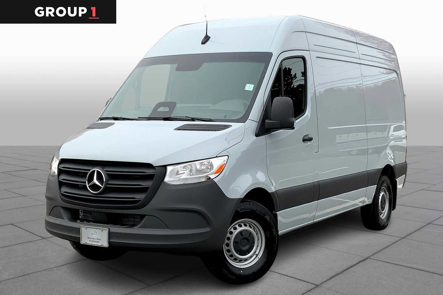 2026 Mercedes-Benz Sprinter Cargo Van Base's photo