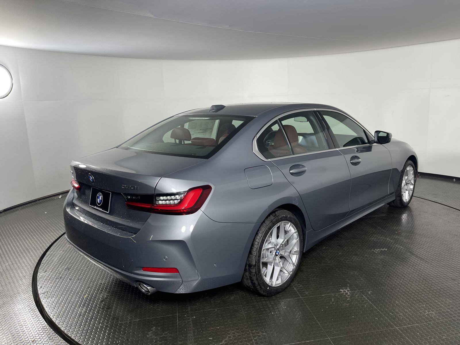 2025 Bmw 330i 330i xDrive photo 4