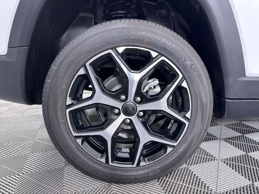 2025 Jeep Compass Limited photo 23