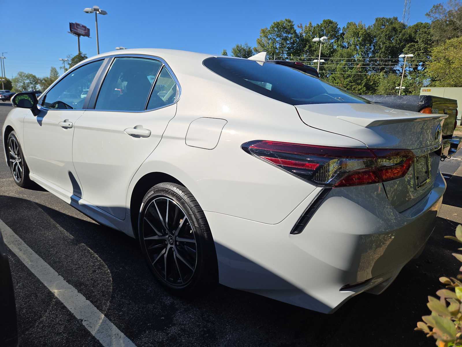 2024 Toyota Camry SE photo 4