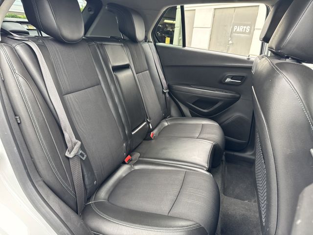 2016 Chevrolet Trax LT photo 27