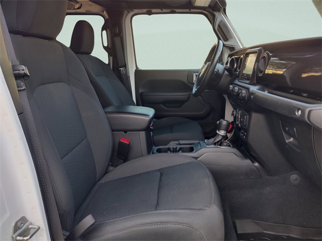2022 Jeep Gladiator Altitude photo 27