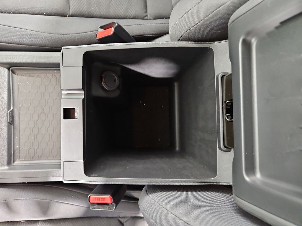 2022 Nissan Frontier S photo 25