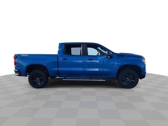 2023 Chevrolet Silverado 1500 Custom Trail Boss photo 2