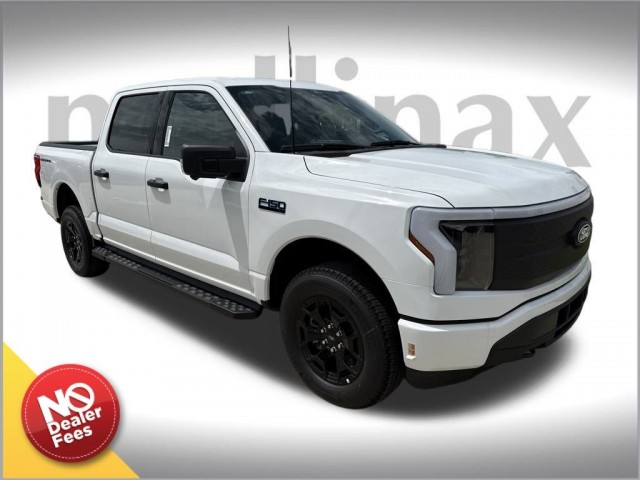 2025 Ford F-150 Lightning XLT's photo
