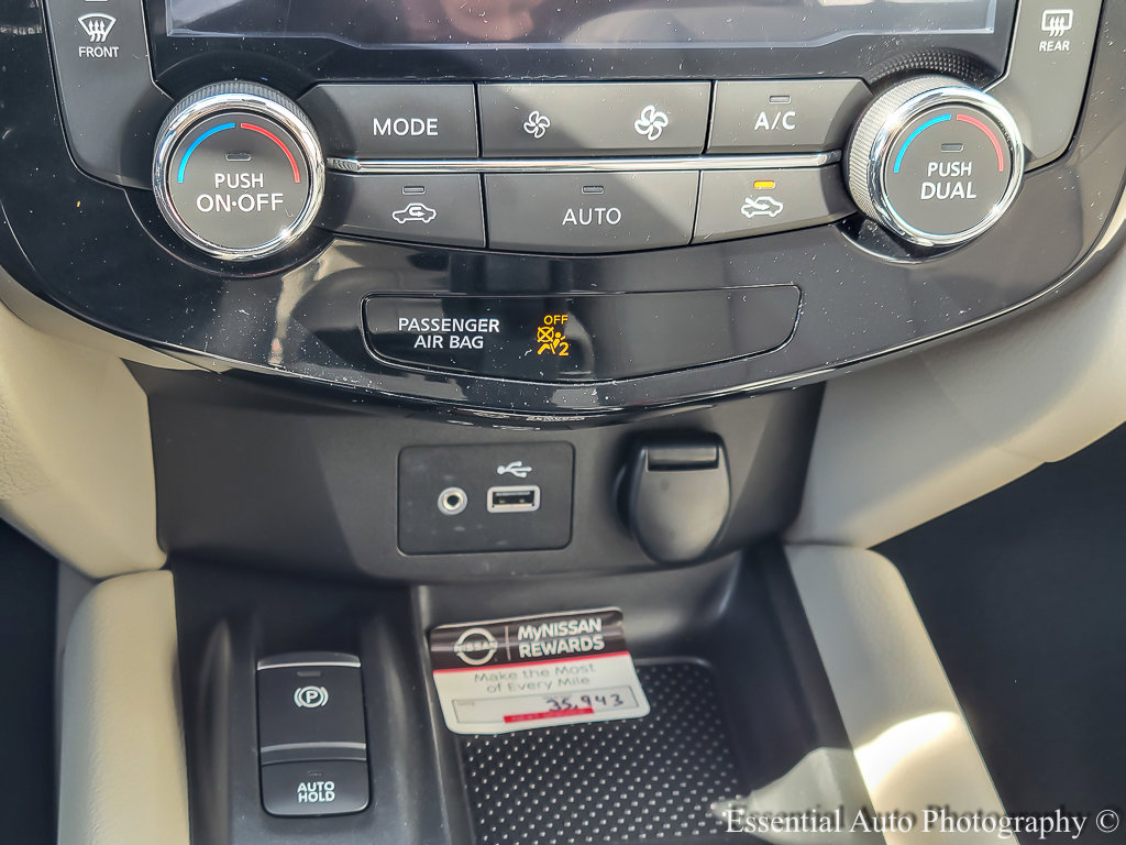 2021 NISSAN ROGUE SPORT - Image 15