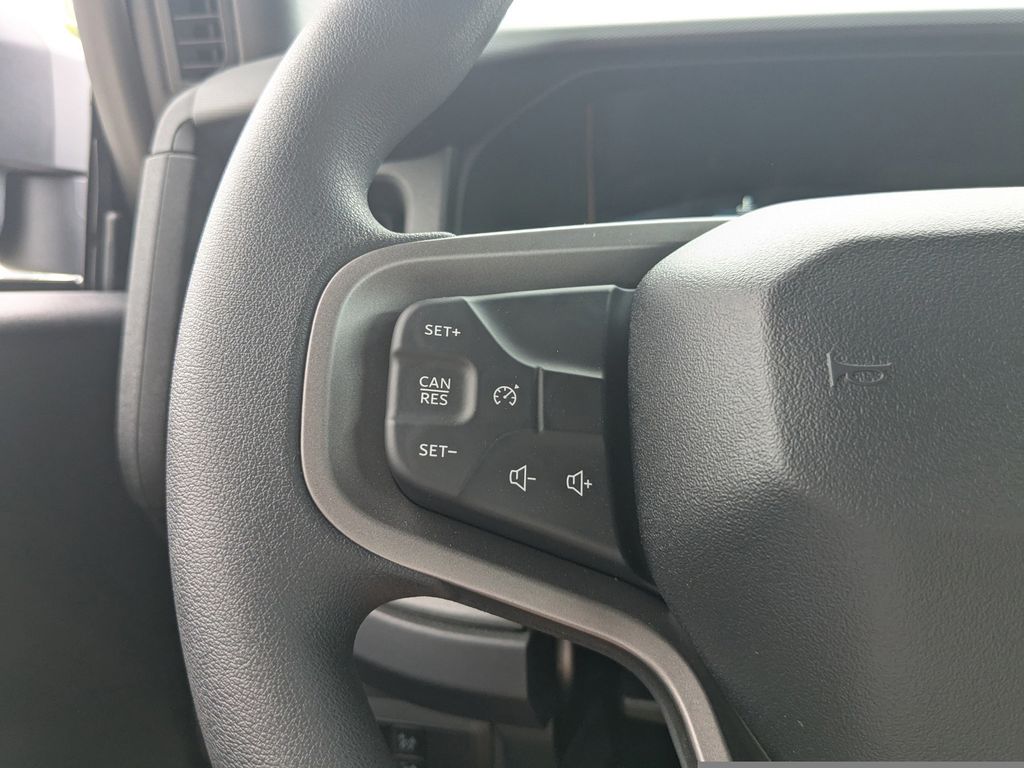 2025 Ford Bronco Base photo 25