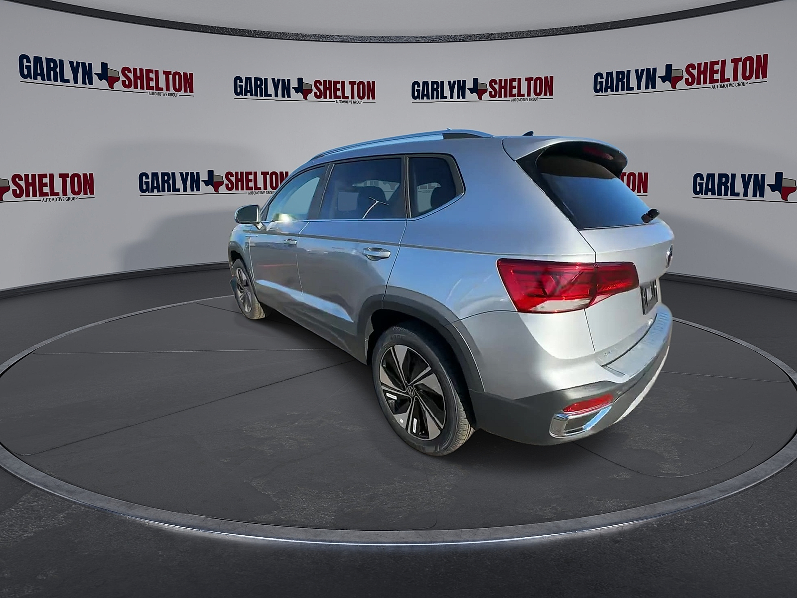 New 2024 Pyrite Silver Volkswagen 1.5T SE image 6