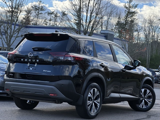 2023 Nissan Rogue SV photo 4