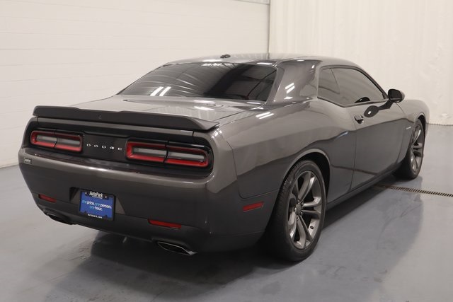 2022 Dodge Challenger R/T photo 7