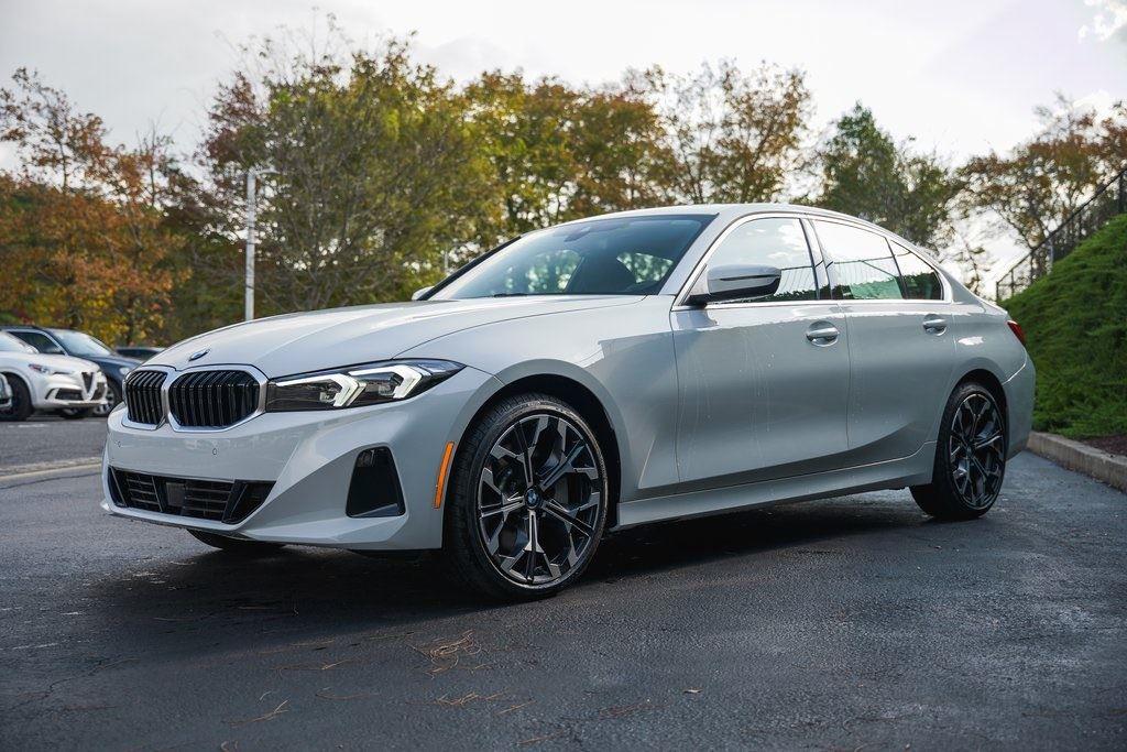 Used 2025 Alpine White BMW 330i xDrive image 4