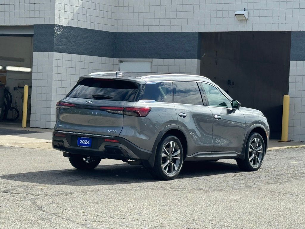 2024 Infiniti QX60 Luxe photo 4