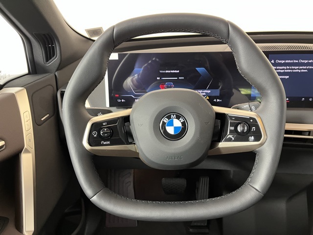 2026 Bmw iX photo 10