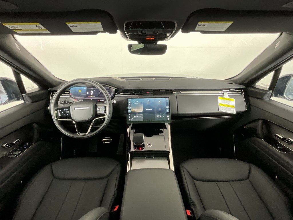 2025 Land Rover Range Rover Sport SE photo 4