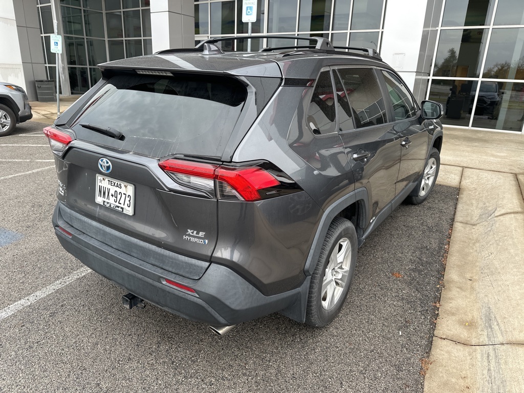 Used 2021 Toyota RAV4 XLE with VIN 4T3R6RFV3MU018717 for sale in Northfield, Minnesota