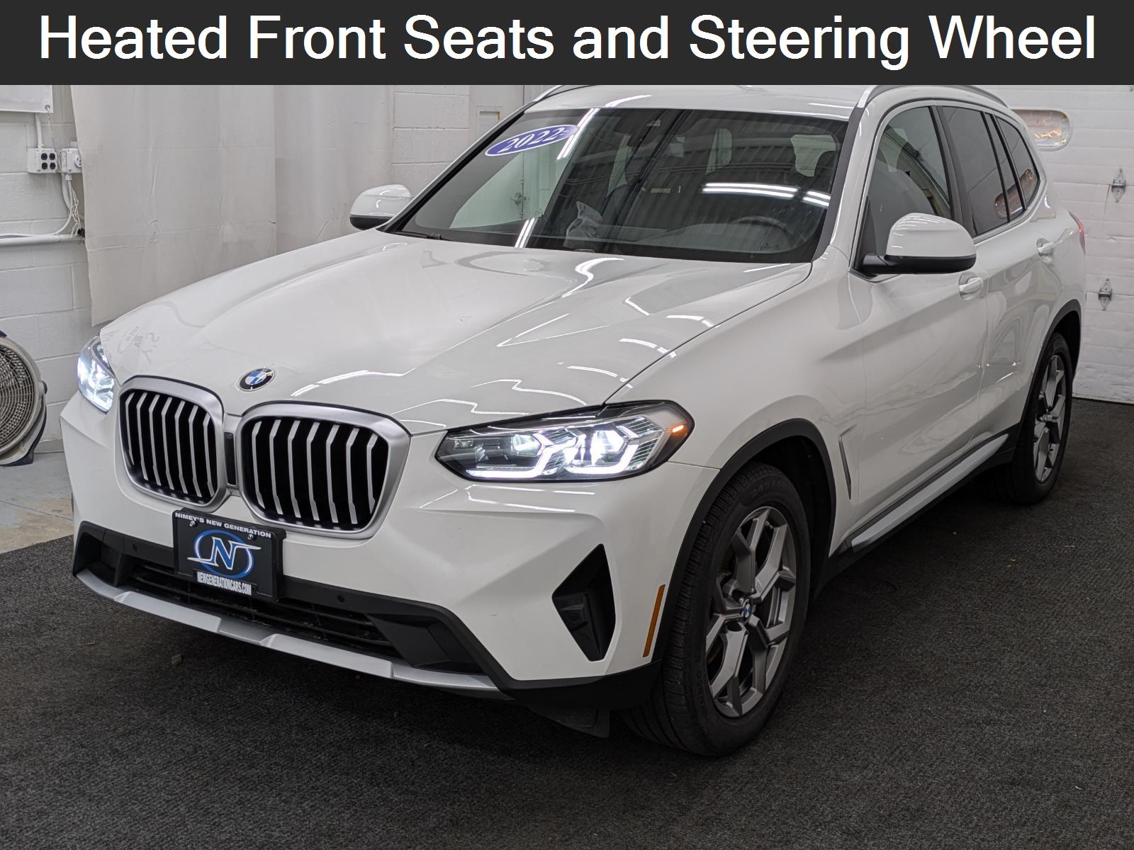 2022 BMW X3 30i's photo