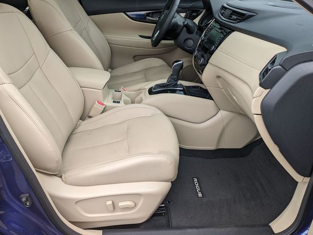 2019 Nissan Rogue SL photo 25