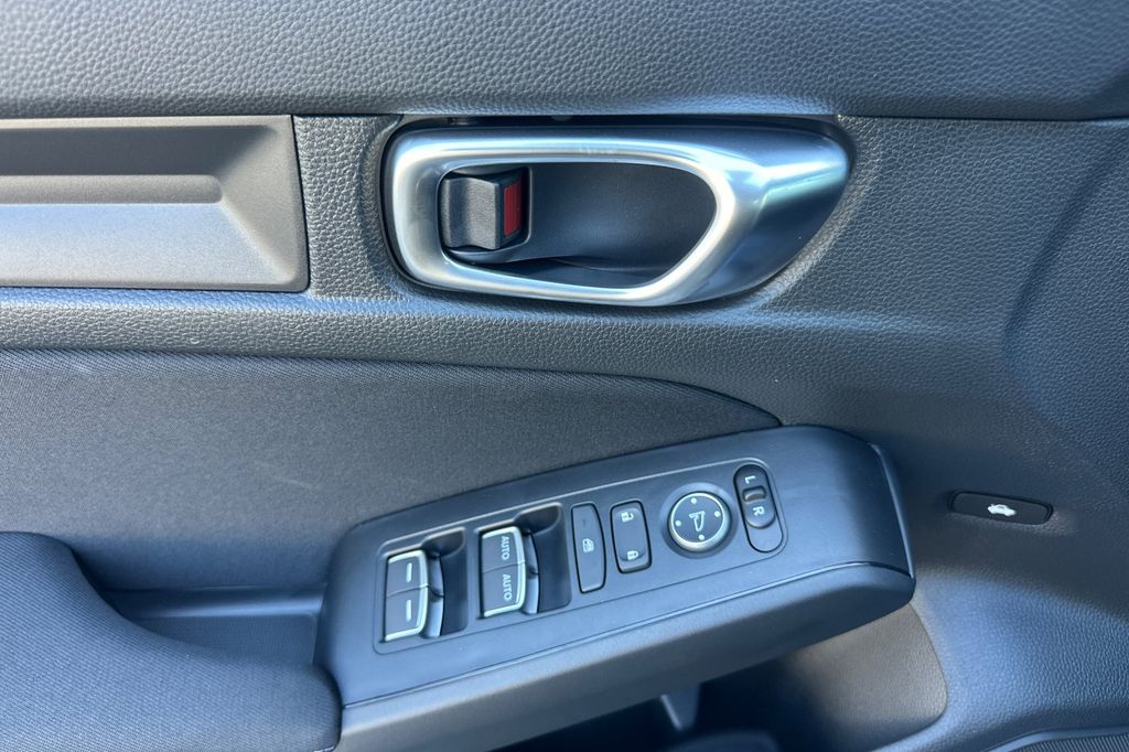 2026 Honda Civic Sport photo 7