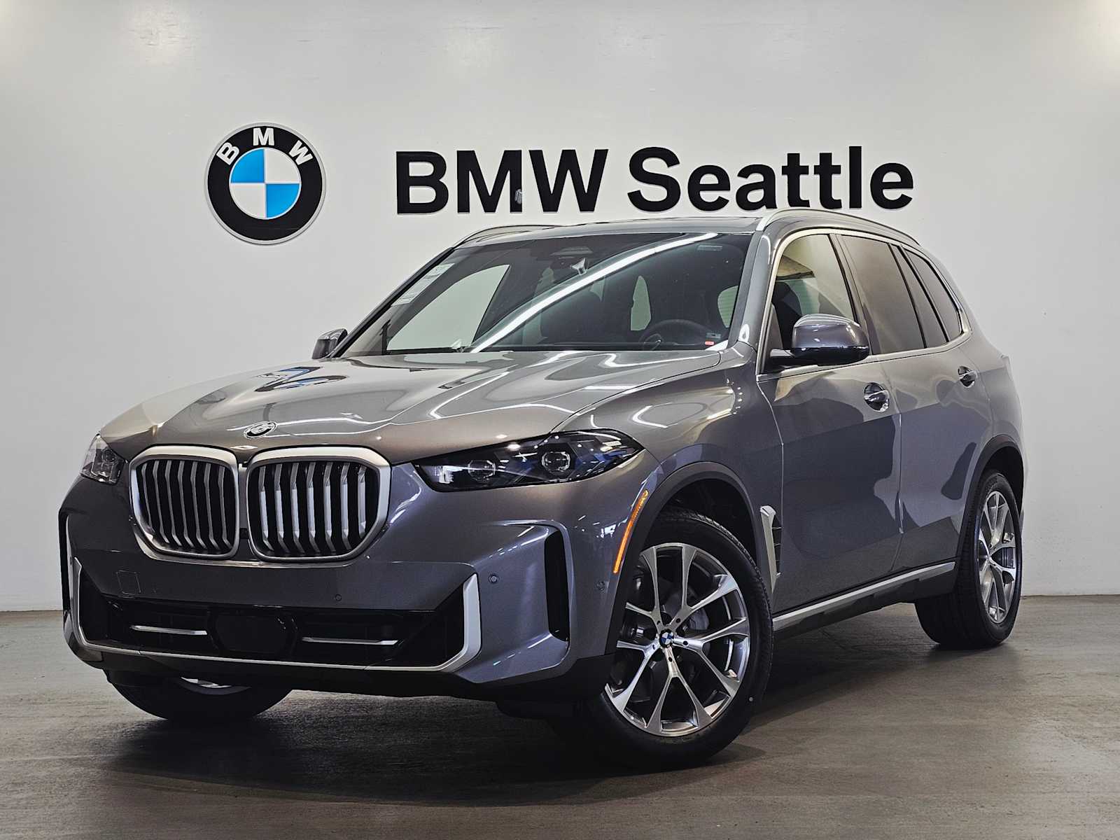 2026 BMW X5 40i's photo