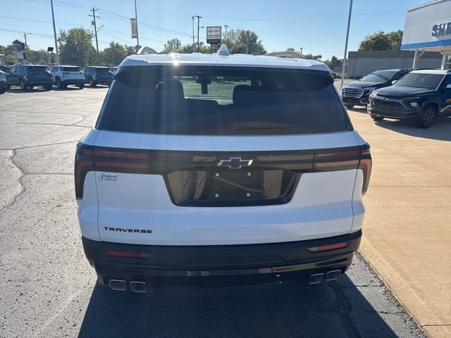 2026 Chevrolet Traverse photo 5