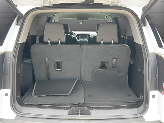 2023 Gmc Acadia SLT photo 36