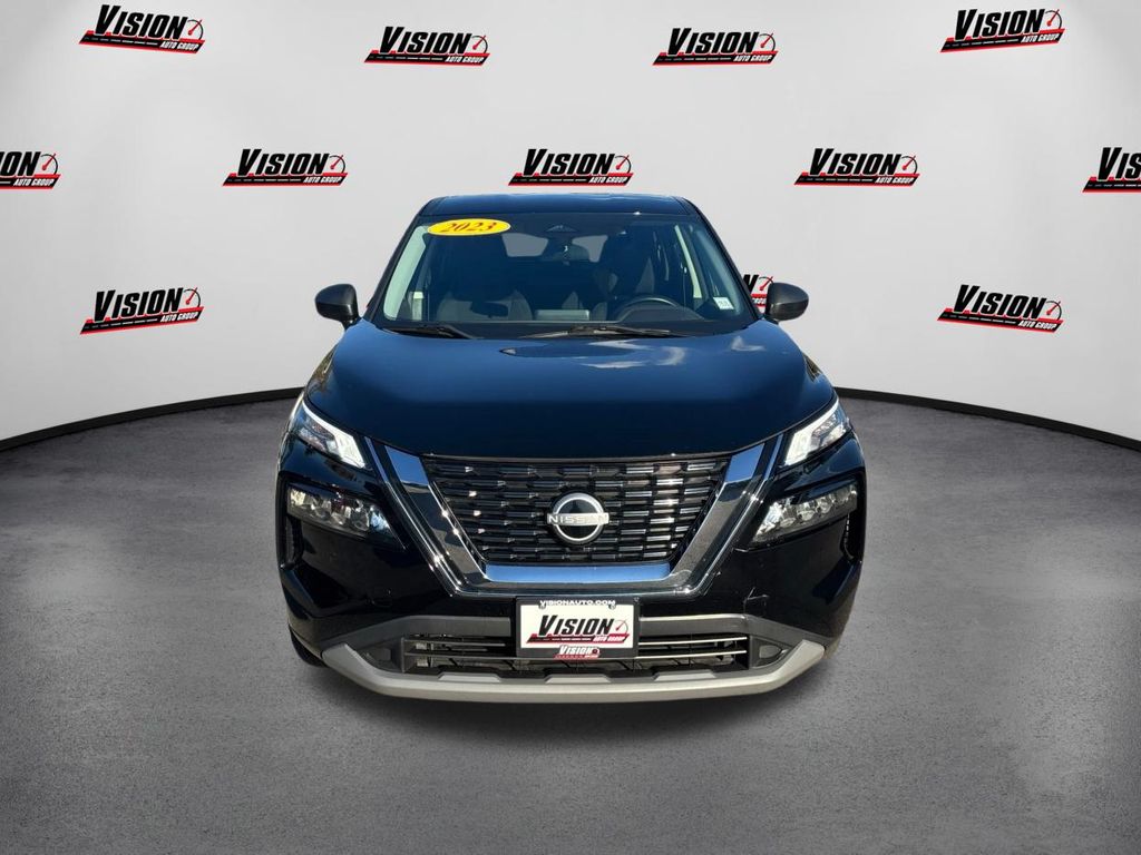 2023 Nissan Rogue S photo 2