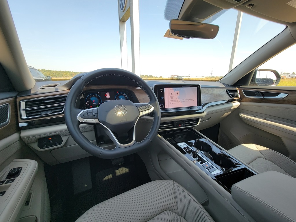 2025 Volkswagen Atlas SE Technology photo 24