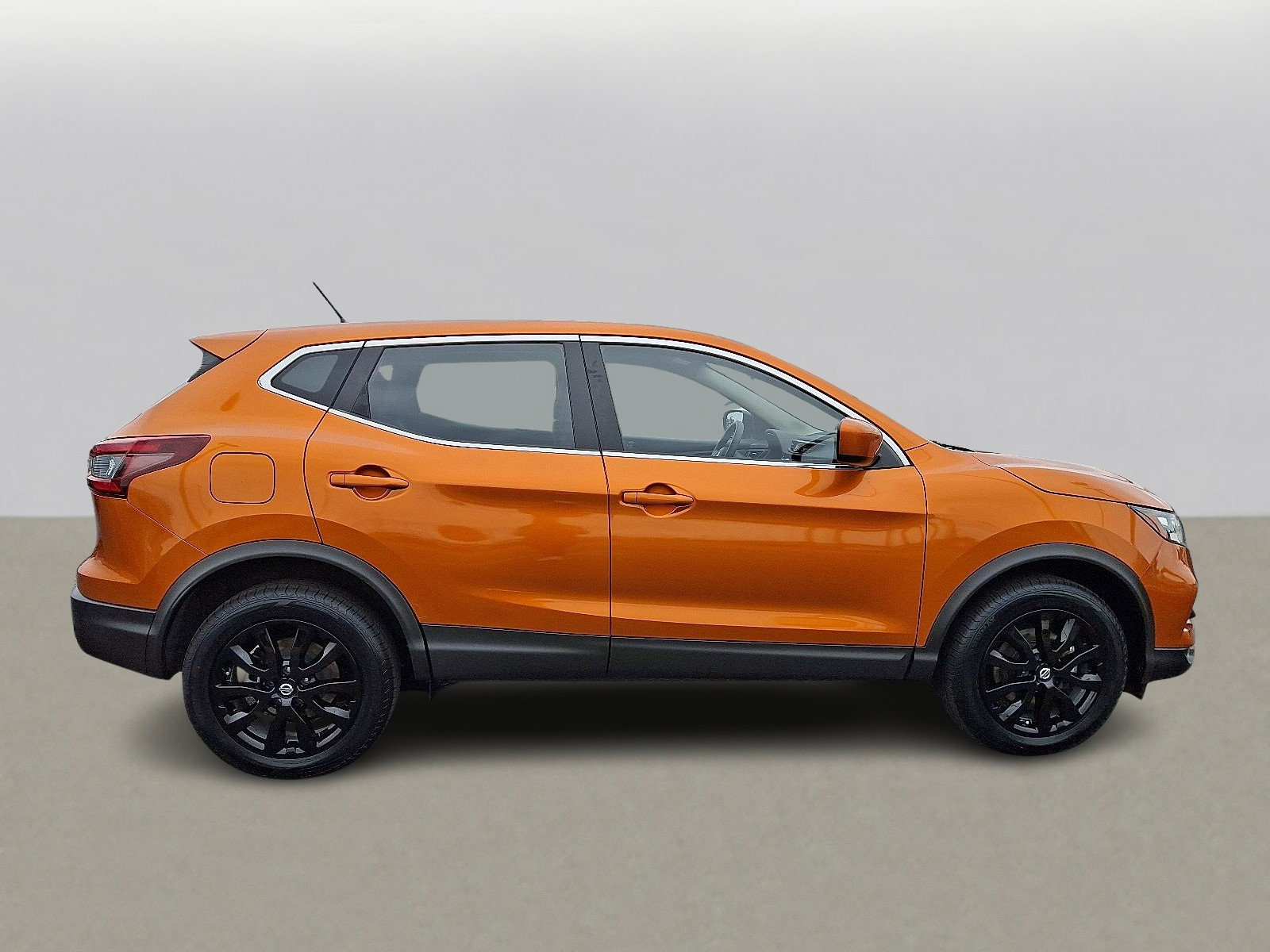 2022 Nissan Rogue Sport S photo 11