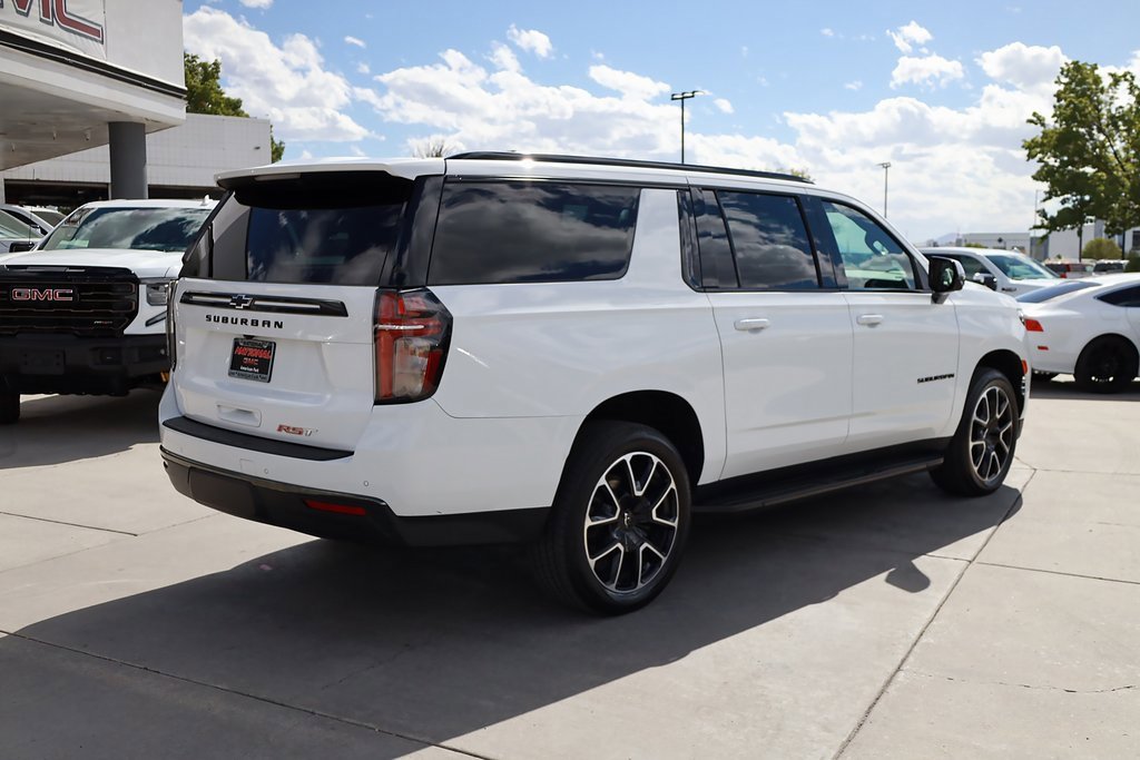 2021 Chevrolet Suburban RST photo 5