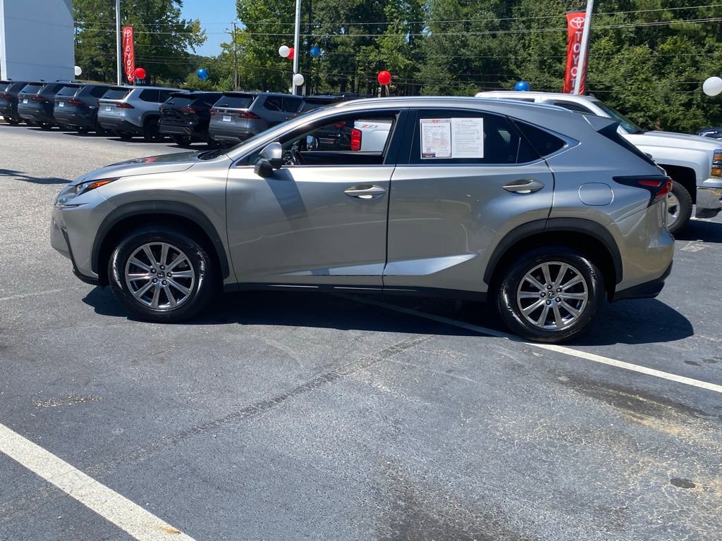 2019 Lexus NX 300 Luxury photo 3