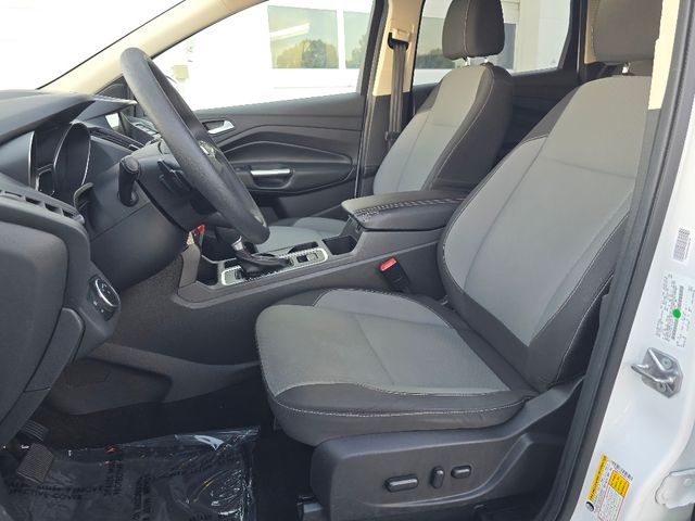 2017 Ford Escape SE photo 18