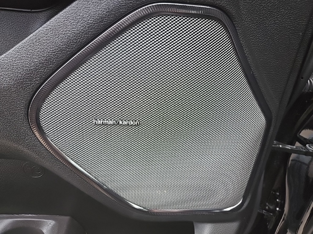 2025 Ram 1500 Rebel photo 14
