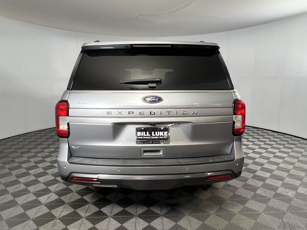 2024 Ford Expedition XLT photo 4