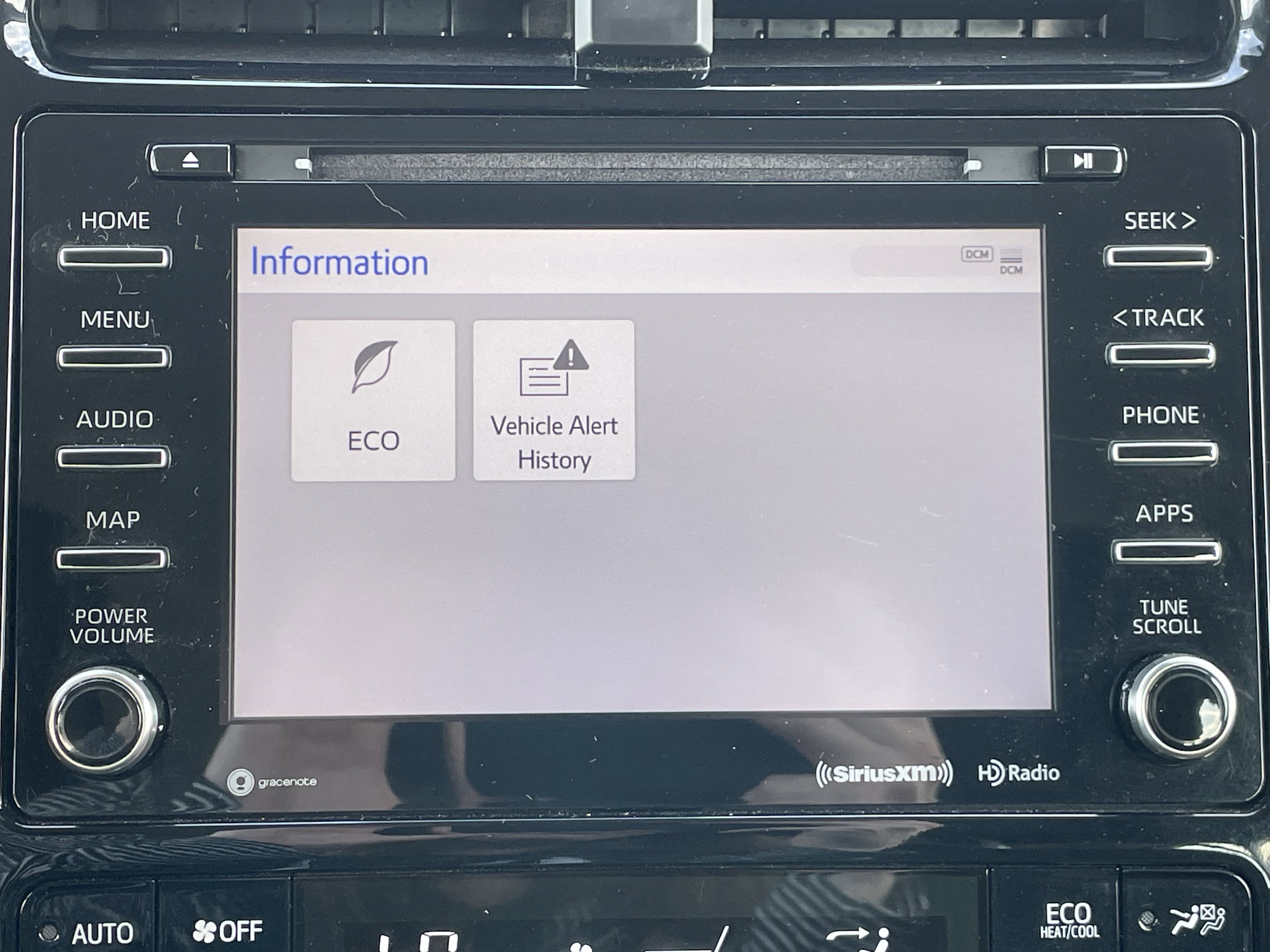 2020 Toyota Prius Prime LE photo 3