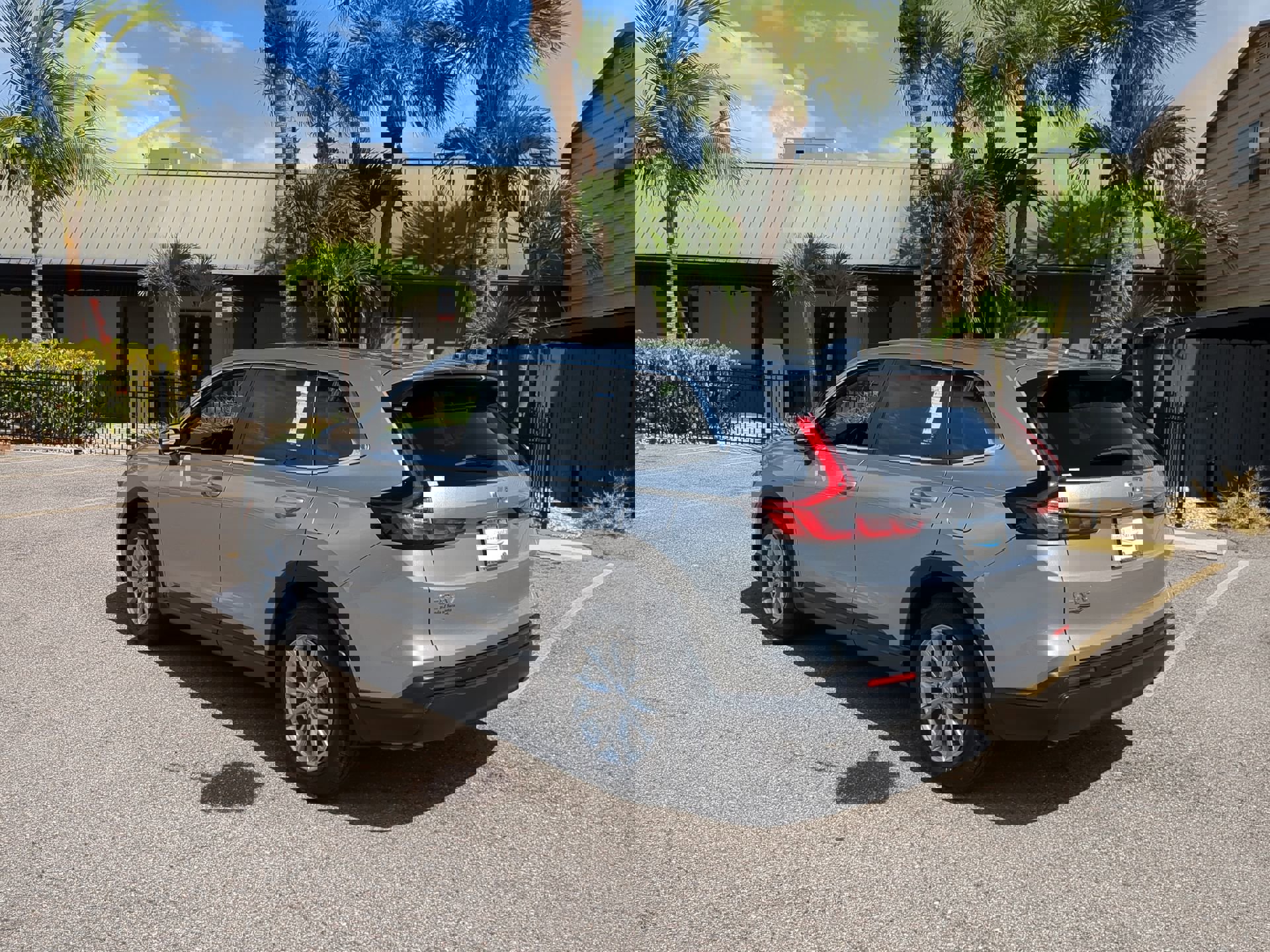 2025 Honda CR-V EX-L photo 5