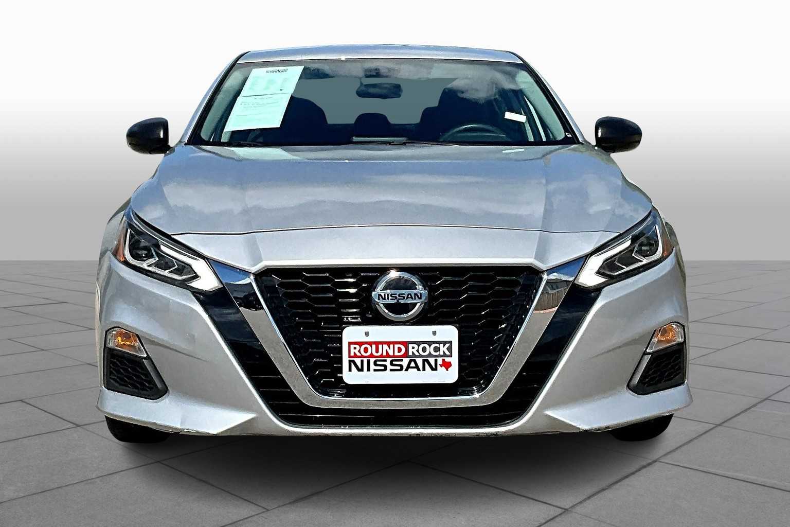 2022 Nissan Altima 2.5 SV photo 3